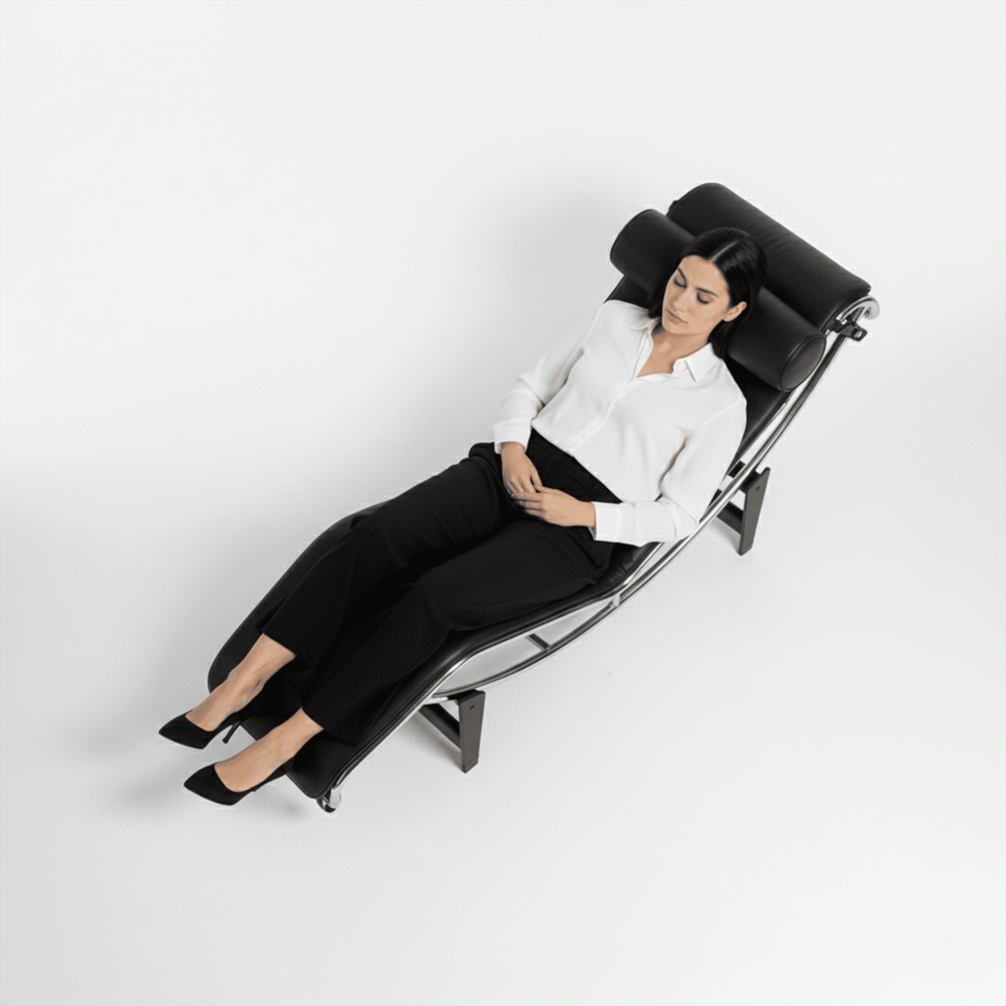 Corbusier LC4 Chaise Lounge – Iconic Modern Reclining Chair