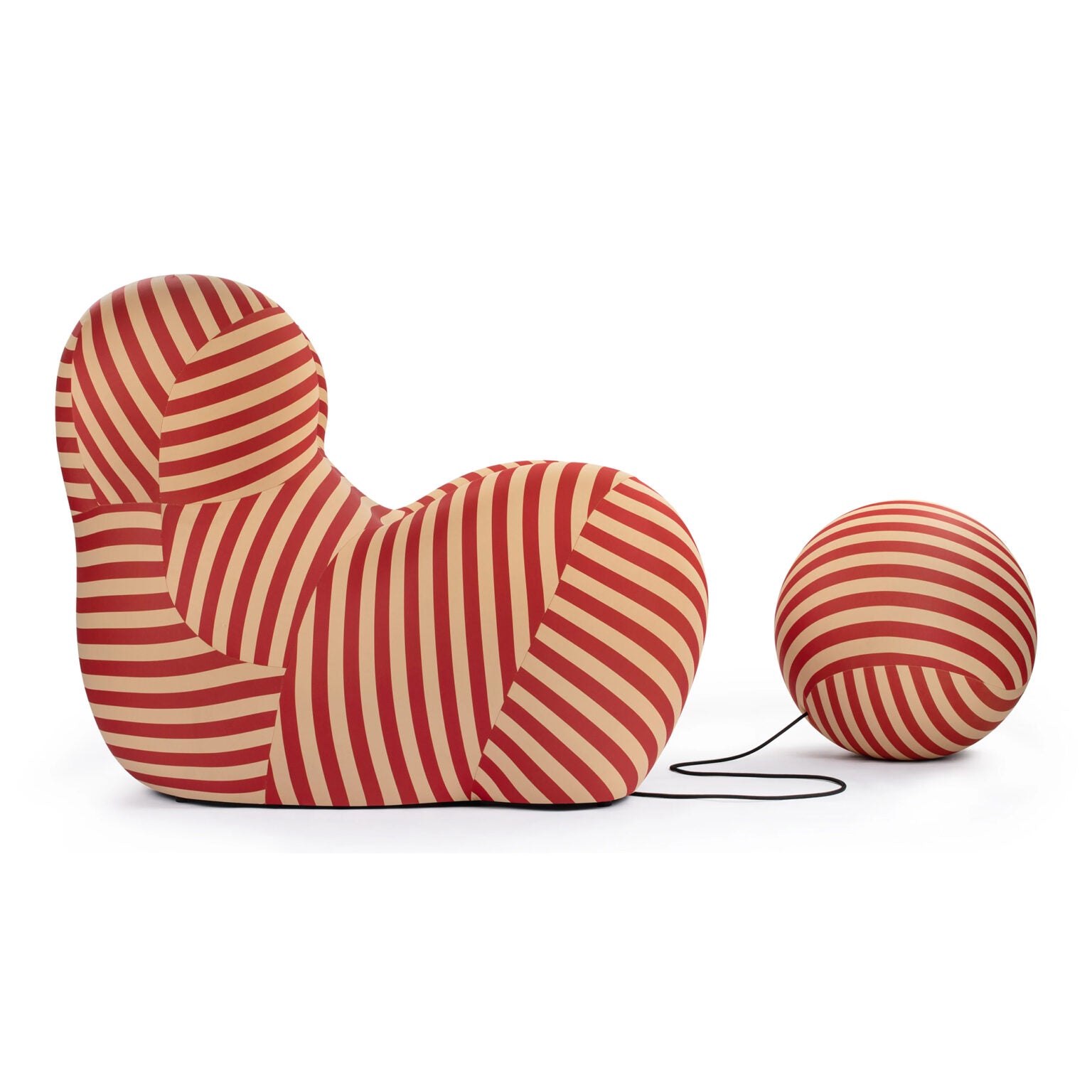 La Mamma Armchair and Ottoman