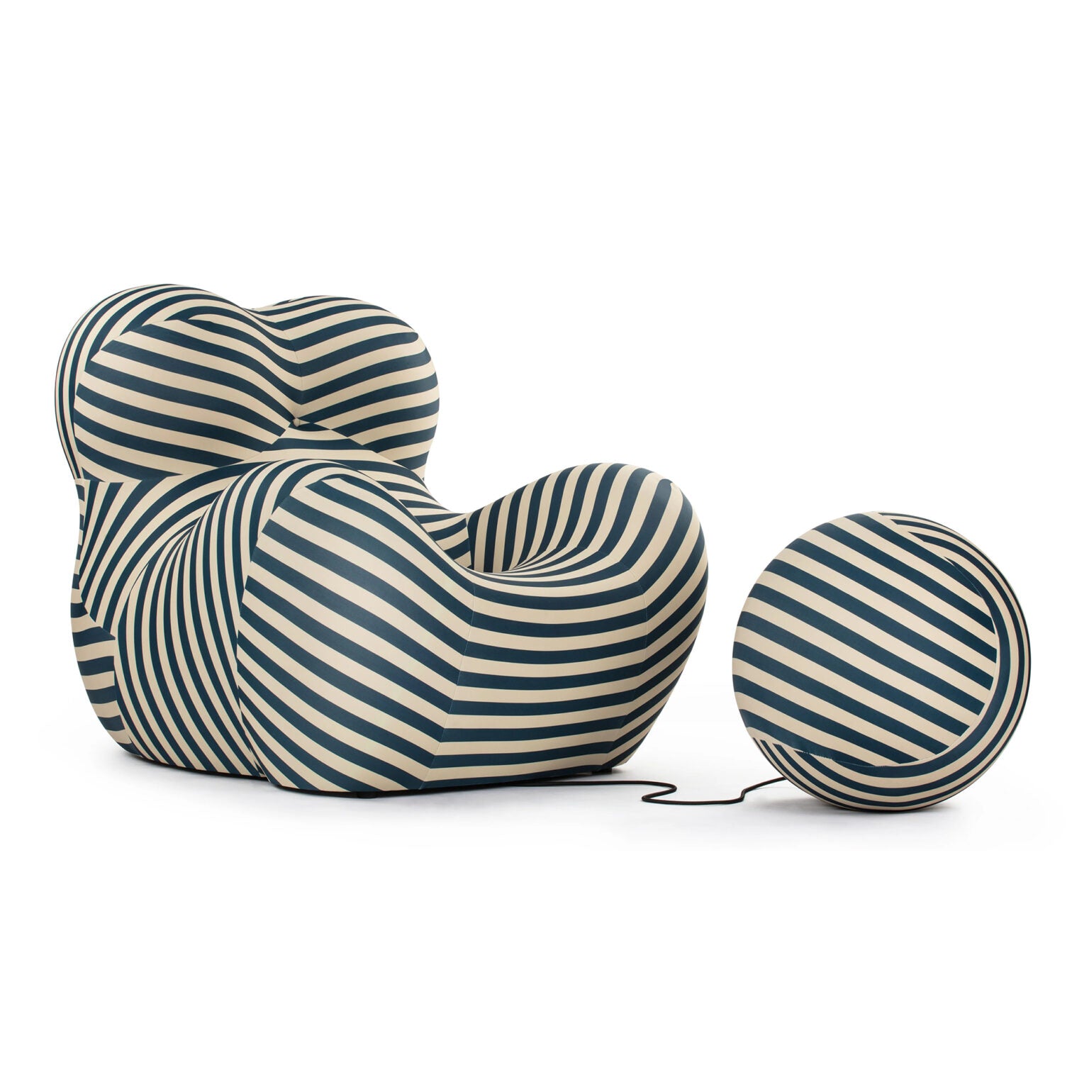 La Mamma Armchair and Ottoman