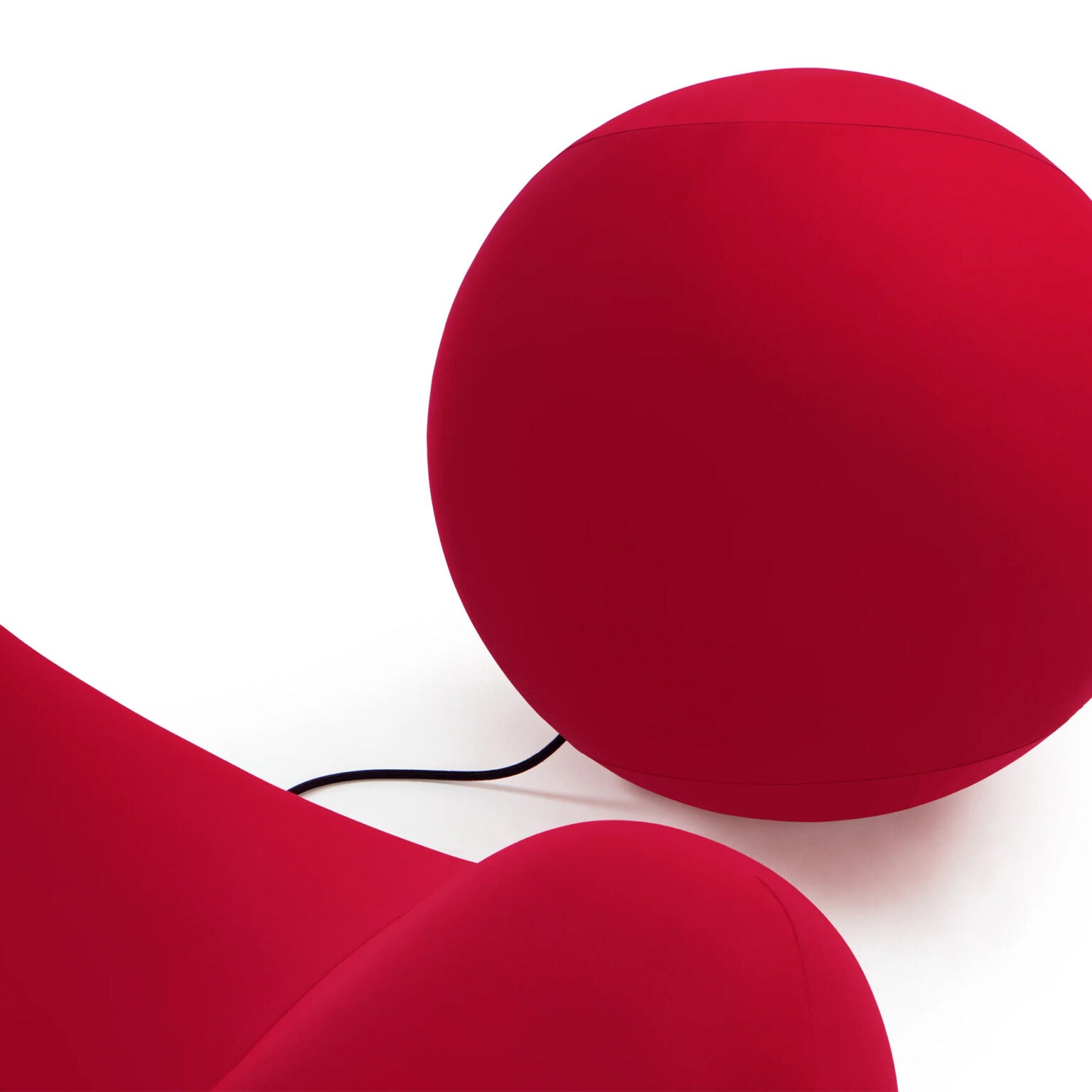 La Mamma Armchair and Ottoman